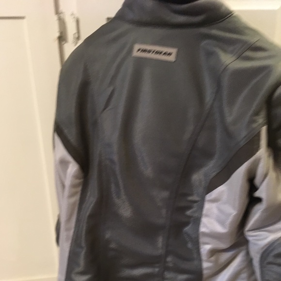 Ladies Motorcycle Jacket - Picture 3 of 6